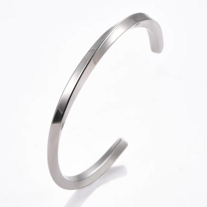 Twisted Bracelet – Silver Edition