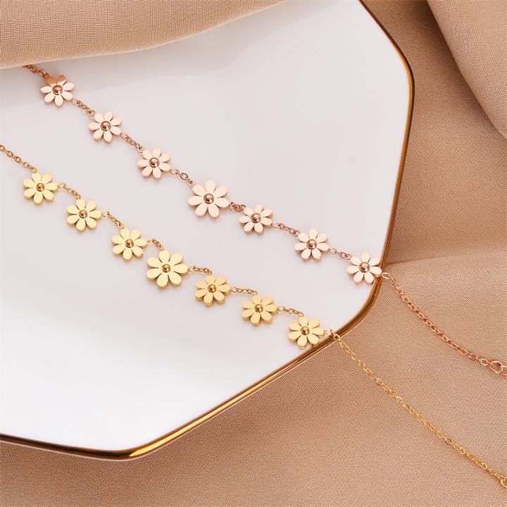 7 Flowers Charm Chain Choker Necklace